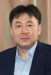 Houqiang Li